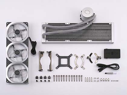 COOLER MASTER CPU水冷クーラー白＆ファン増設用ハブ セット Cooler Masterの水冷クーラー「MasterLiquid」に銀色モデル、楽々配線