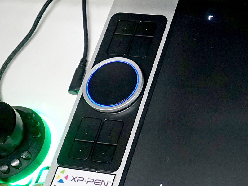 ダブルホイール（写真はDeco Pro Medium）