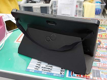 訳あり品だけど激安! 富士通のWindows 10タブレットが税込2,020円