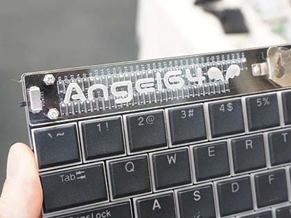 LowProfileスイッチ対応の自作キーボードキット「Angel64」が