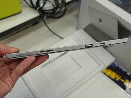 surface Pro用タイプカバー&ペン&電源ケーブル