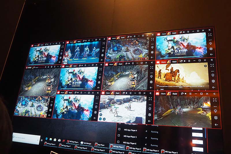 MSI App Playerを12個同時起動して、ゲームをプレイしている様子