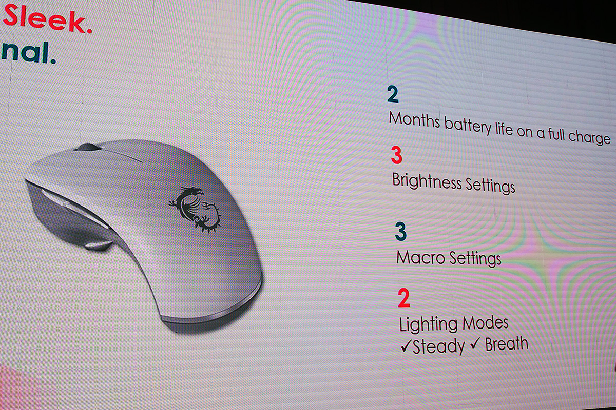 一回フル充電すると内蔵バッテリーで2ヶ月利用できる。また、LEDの明るさは3段階に設定でき、点灯モードも2種類から選べる