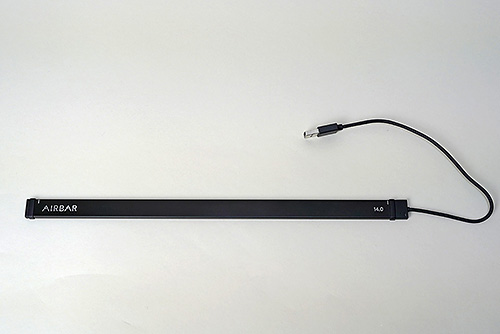ノートPCにタッチ機能を追加できるUSBデバイス「AirBar」が発売