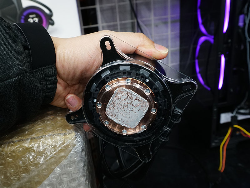 冷却ヘッド底面