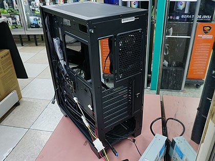 6,980円のMSI製ゲーミングPCケース「MAG FORGE 100M」が発売、120mm