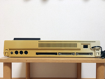 NECパソコンで悩んでいた人にとってはある意味夢のようなハード「三菱電機 MULTI8」 - AKIBA PC Hotline!
