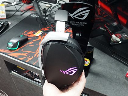 8個のドライバーを搭載、ASUSの7.1chヘッドセット「ROG Theta