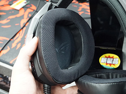 8個のドライバーを搭載、ASUSの7.1chヘッドセット「ROG Theta 7.1」が