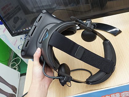 VIVE Cosmos Elite ヘッドセット　フルセット　動作確認済み VIVE Cosmos Elite ヘッドセット フルセット 動作確認済み 外部