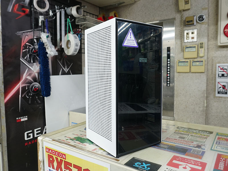 NZXT「H1」