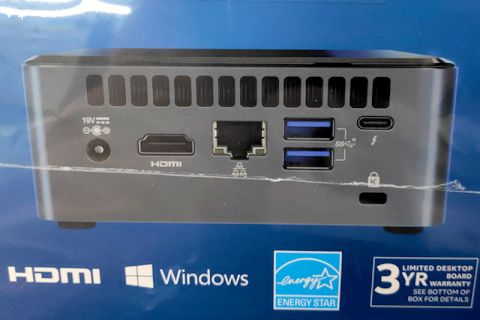 第10世代Corei7搭載のIntel NUCに完成品モデル、Optane Memory採用