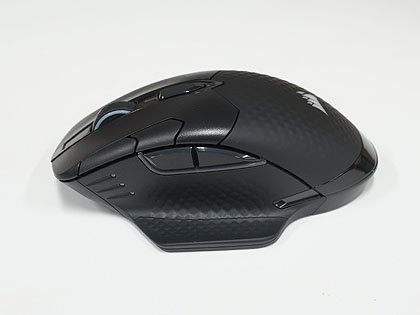 3つの接続方式が選べるCORSAIR製ゲーミングマウス「DARK CORE RGB PRO