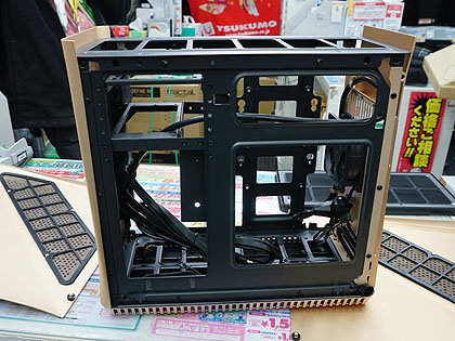 Fractal Design製Mini-ITXケース「Era ITX」がデビュー、大型パーツが