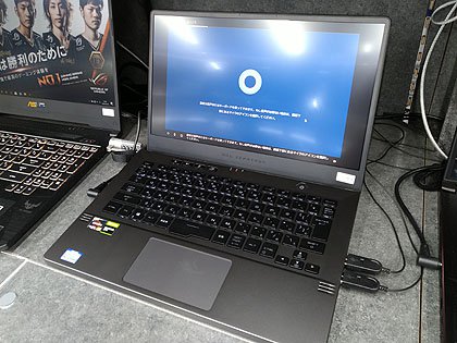 天板にドット絵を表示できる14型ノート「ROG Zephyrus G14」が発売