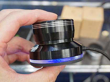 手元で音量調整が可能、アルミ合金製USBボリュームつまみが上海問屋