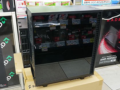 Fractal Designの静音ミドルタワー「Define 7 Compact」がデビュー