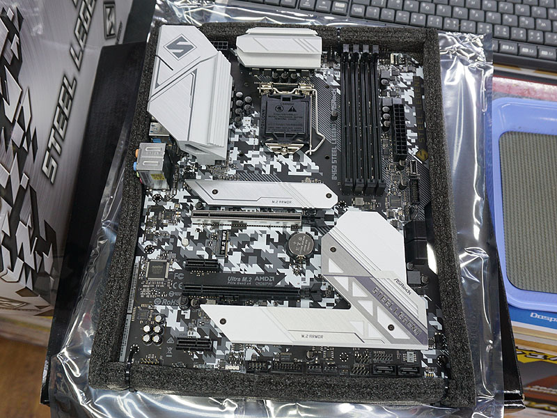 ASRock「B460 Steel Legend」