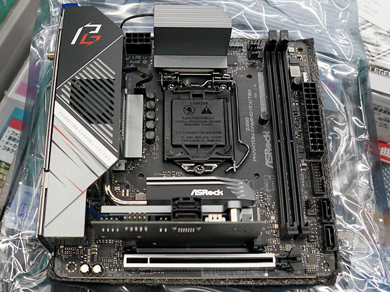 「Z490 Phantom Gaming-ITX TB3」