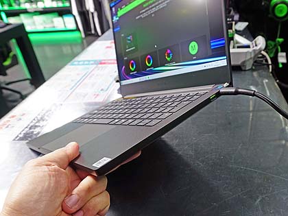 Razer Blade」の新モデルが計10製品、薄型やQuadro搭載など - AKIBA PC