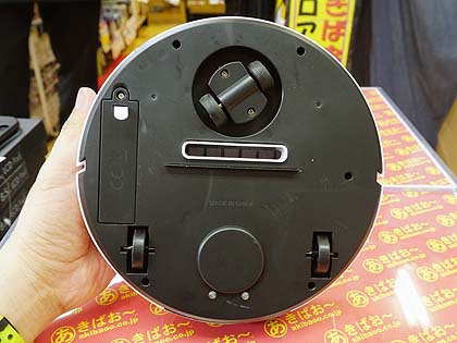 New Lupinロボット掃除機 本体 ASCII.jp：安すぎる！ ルンバっぽい見た目で1500円のUSB充電の