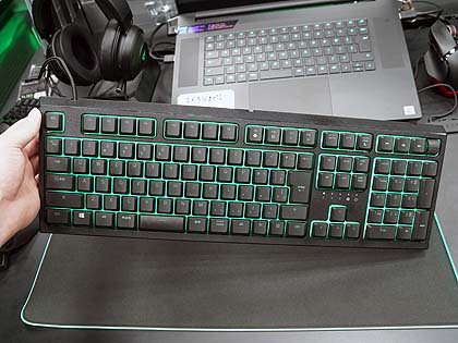 Razerのメカ・メンブレンスイッチ採用キーボード「Ornata V2」が
