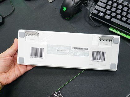 Razer初の60％キーボード「Huntsman Mini」が発売、カラーは2色