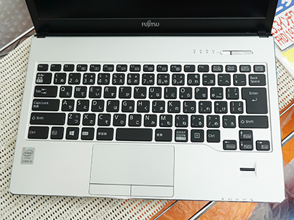 Core i5+10GBメモリ搭載の13.3型ノート「LIFEBOOK S935K」が税込24,800