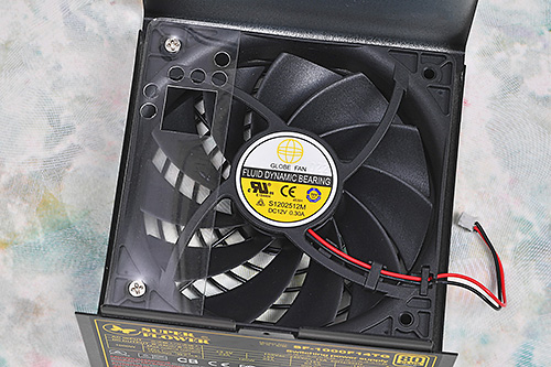 1,000Wで奥行13cmのATX電源が2万円って信じられる？しかもオール国産