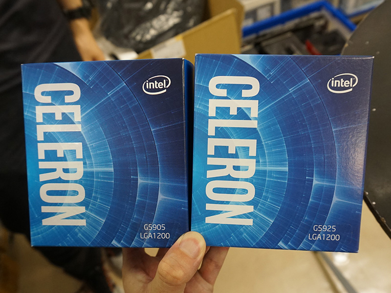 Celeron G5925とCeleron G5905