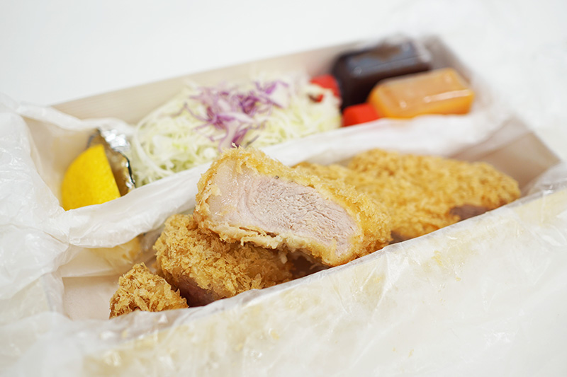 「ロースかつ定食」税込1,950円