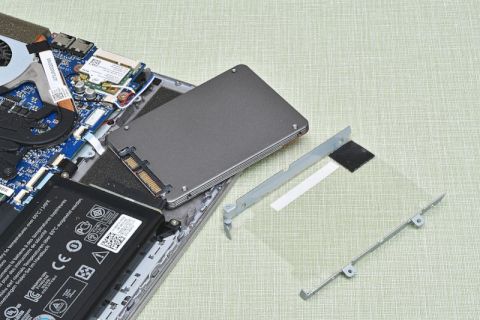 容量不足の古ノートPCを使うのは苦行！ 最新SSD「Plextor M8VC Plus
