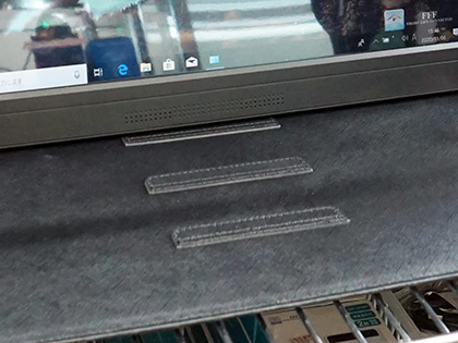 ノートPCのサブモニターにもなる15.6型モバイル液晶が入荷、フルHD対応