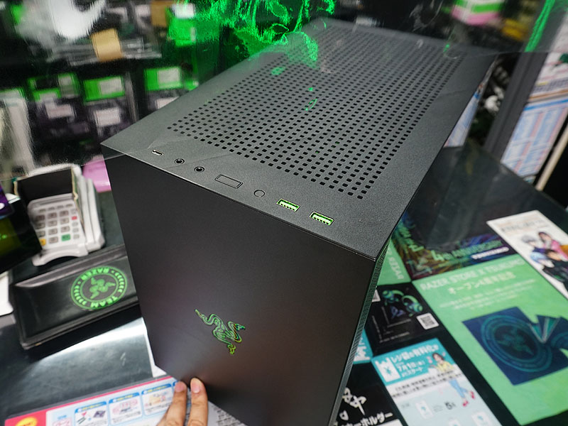 Razer Tomahawk Mini-ITX