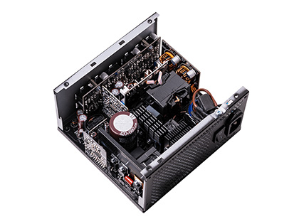 奥行き140mmの80PLUS GOLD電源「CORE REACTOR」がADATAから、保証期間