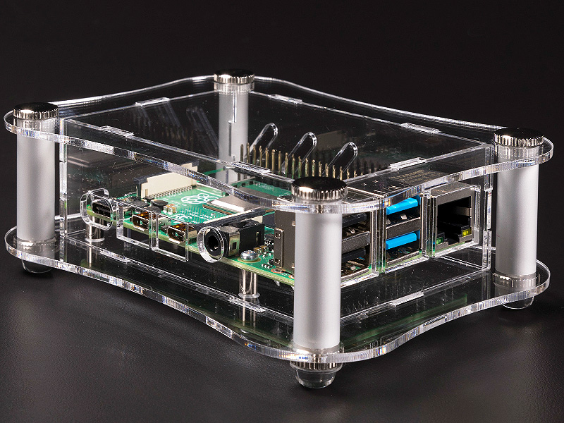 RPA-4B-1にRaspberry Pi 4を収納したイメージ