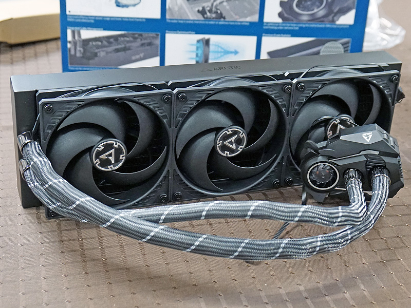 Liquid Freezer II - 360