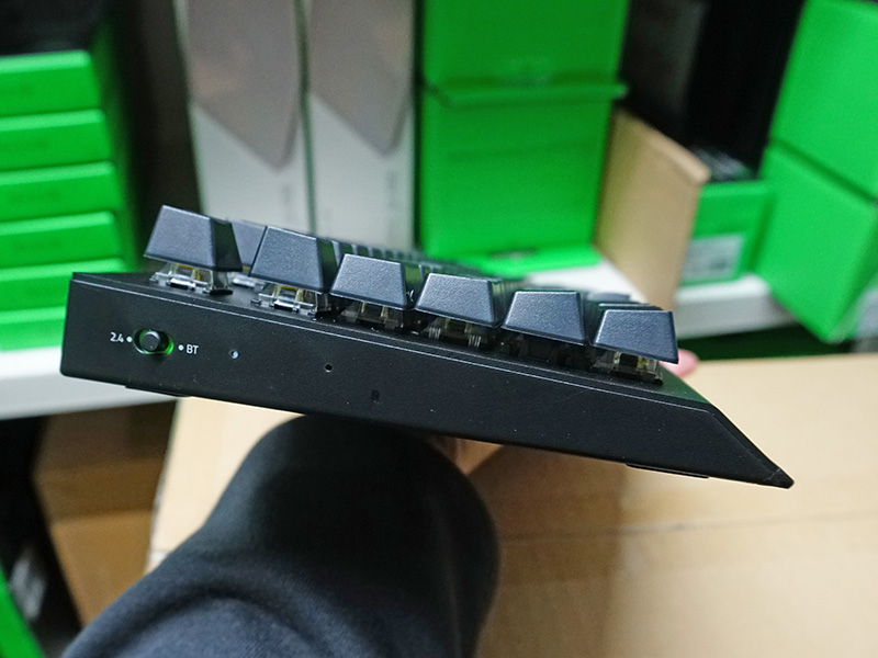 写真のモデルは日本語配列