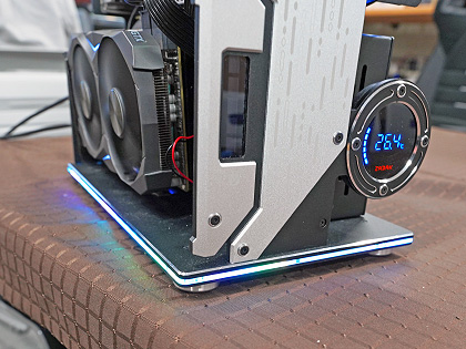 ミカゲ オープンフレーム型の水冷ケース「ZADAK MOAB II ELI」、オリオ