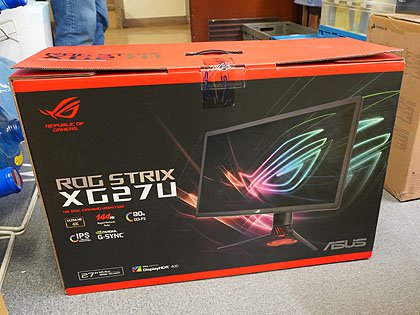 DSC採用で4K/144Hz対応の27型液晶「ROG Strix XG27UQ」がデビュー