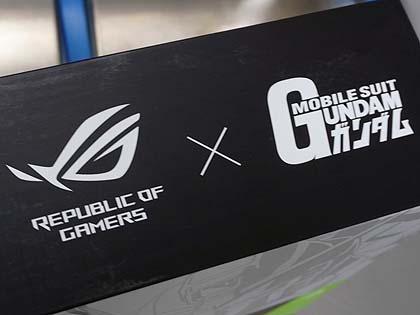 ガンダム”コラボのGeForce RTX 3080がASUSから、白い3連ファン搭載