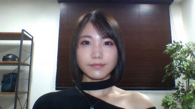 ライト無し（左上）、色温度高（右上）、色温度中（左下）、色温度低（右下）