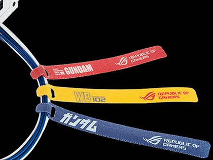 機動戦士ガンダム×ASUS ROG STRIXコラボの白い850W電源、保証は10年