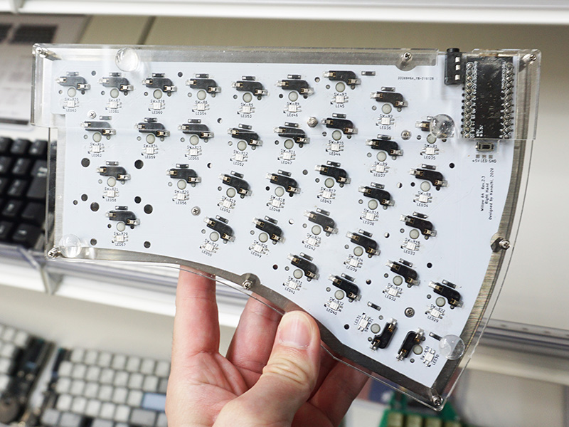 右手用のユニット