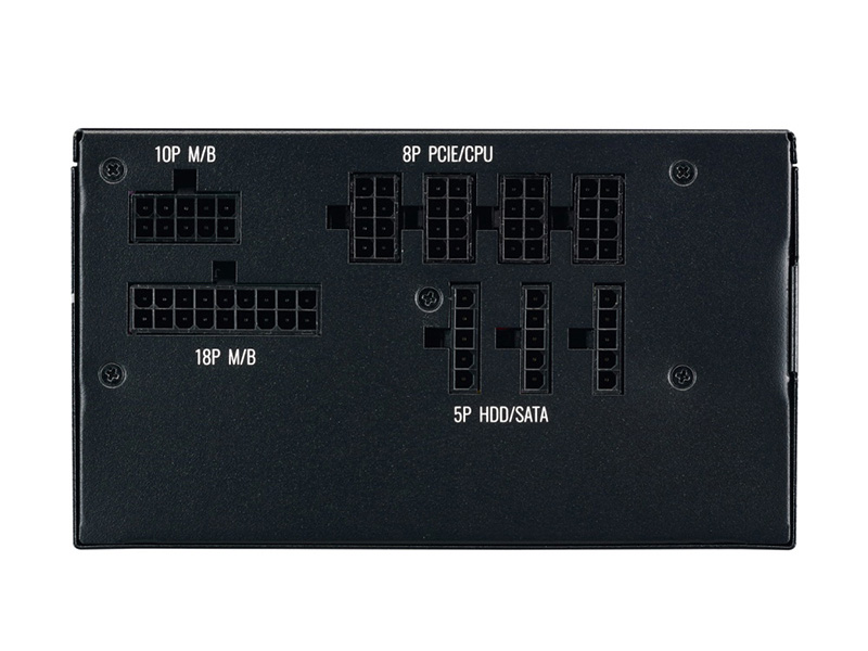 MWE Gold V2 550 Full Modular（左）とMWE Gold V2 750 Full Modular（右）