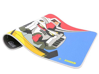 ガンダムキーボードとガンダムマウス　海外限定セット ガンダムコラボのゲーミングデバイスが3種類発売、キーボードや