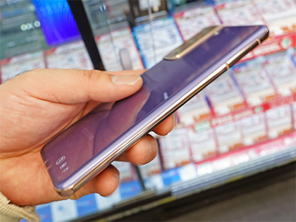 国内未発売スマホ「Galaxy S21」のバイオレットモデルが直輸入 - AKIBA