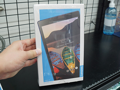 ANDROID - 新品同様 601LV Lenovo TAB3 ブラック 新品同様 601LV Lenovo TAB3 ブラック スマホ 本体 白ロム 中古