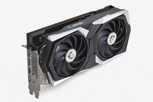 バイオヴィレッジも4K最高画質で遊べるパワー！侮れないアッパー