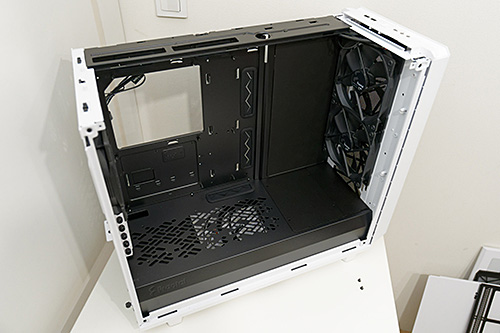 約5万円で改善！一段上の快適性をマザーボード＆ケースの